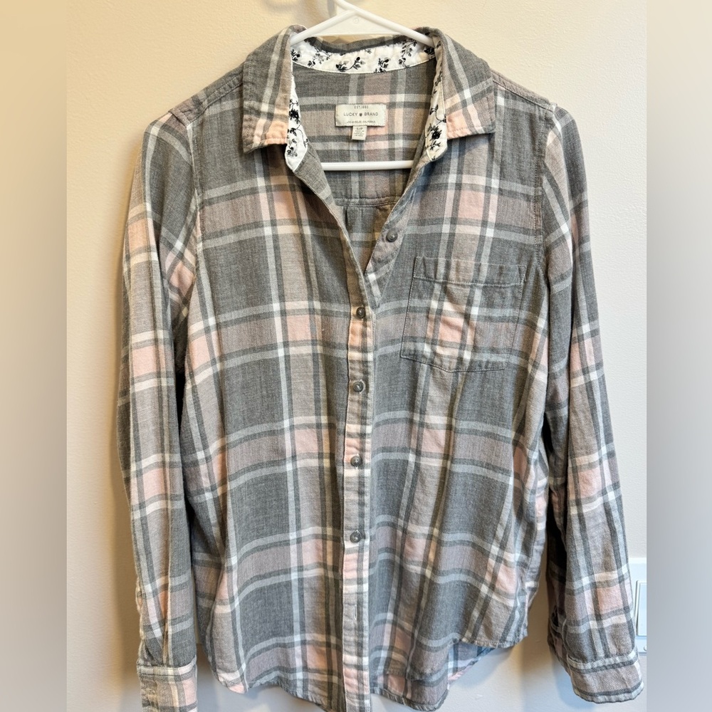 Lucky Brand Women’s button down shirt